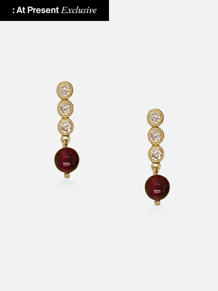 Noor Shamma Elegant Bauble Drop Earrings – Stylish Dangling Jewelry for Women